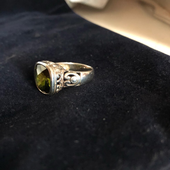 925 Sterling Silver Peridot Ring - Picture 1 of 2